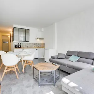 Boutique Un En Appartement Bayonne